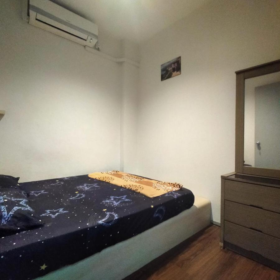 Joka-Joka Guesthouse Malacca Екстериор снимка