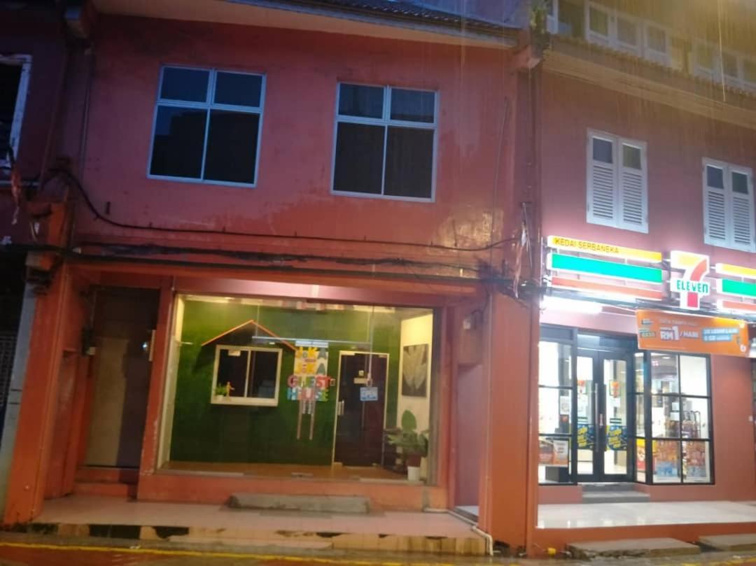 Joka-Joka Guesthouse Malacca Екстериор снимка