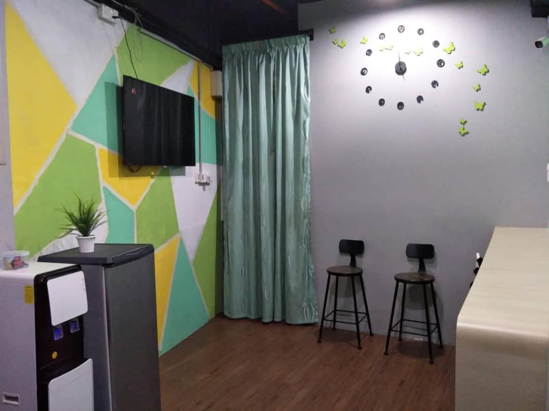 Joka-Joka Guesthouse Malacca Екстериор снимка