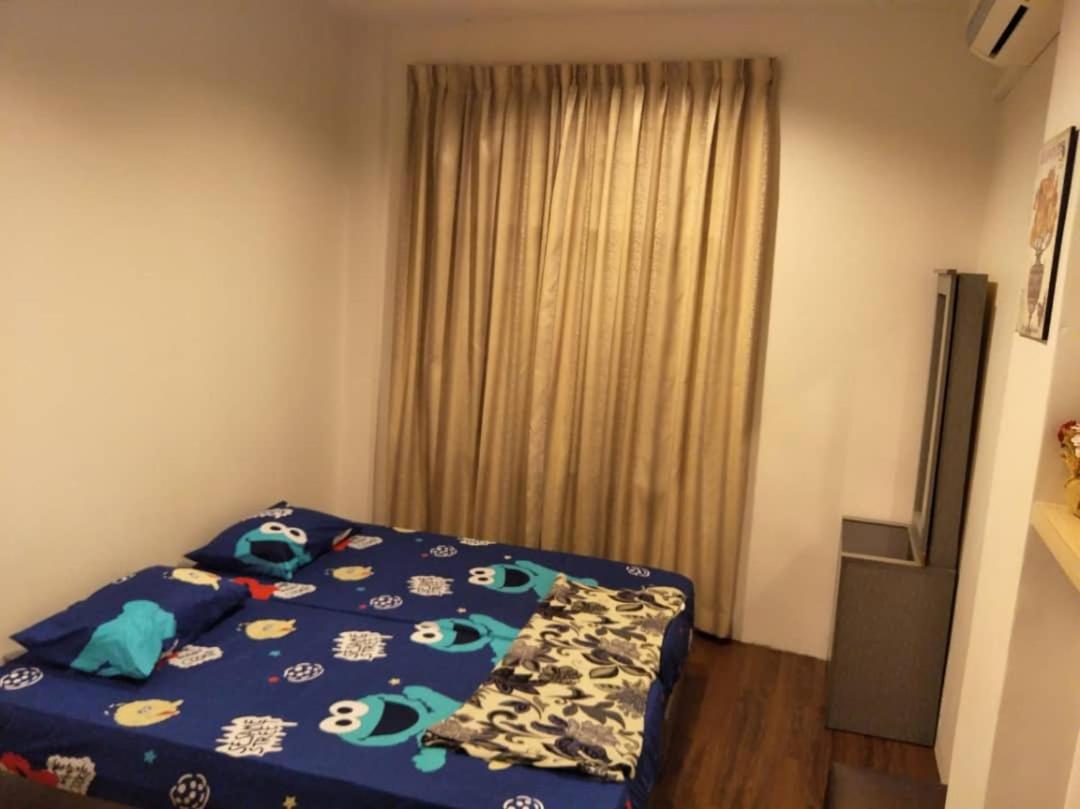 Joka-Joka Guesthouse Malacca Екстериор снимка